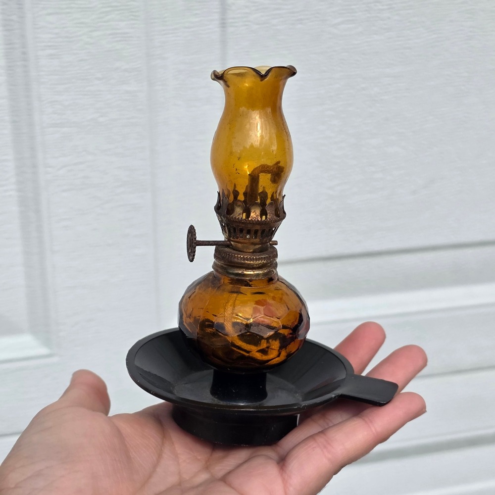 Vtg Home Decorative Products Amber Glass Miniature Oil Lamp hurricane ruffle - Picture 10 of 15